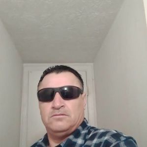 Meet your Posher, Adrian